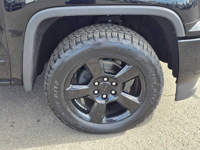 2018 GMC Sierra 1500 4WD Double Cab 143.5"