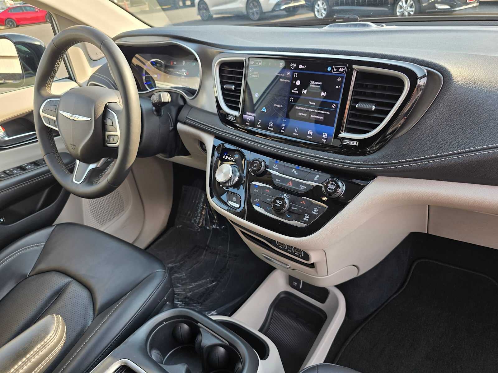 2024 Chrysler Pacifica Hybrid Select