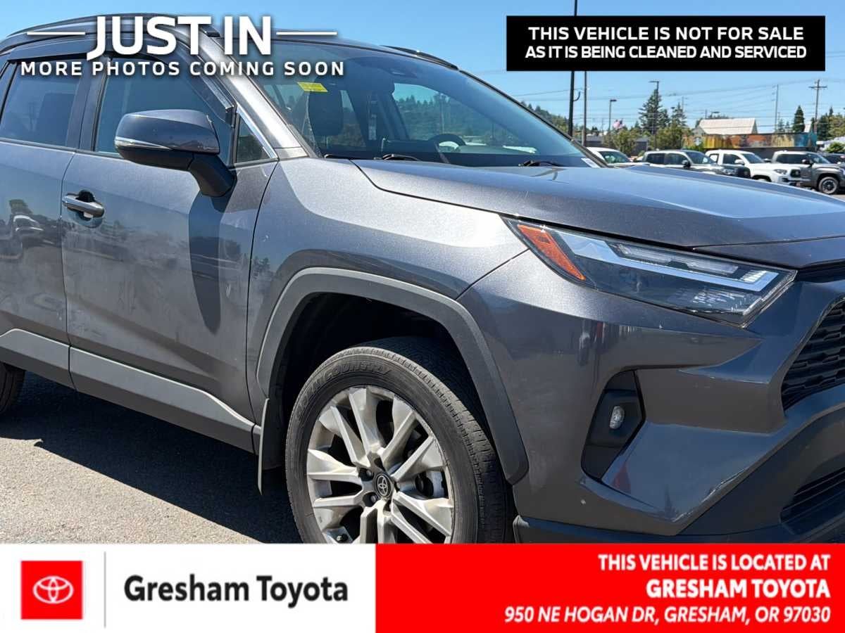 2023 Toyota RAV4 XLE Premium
