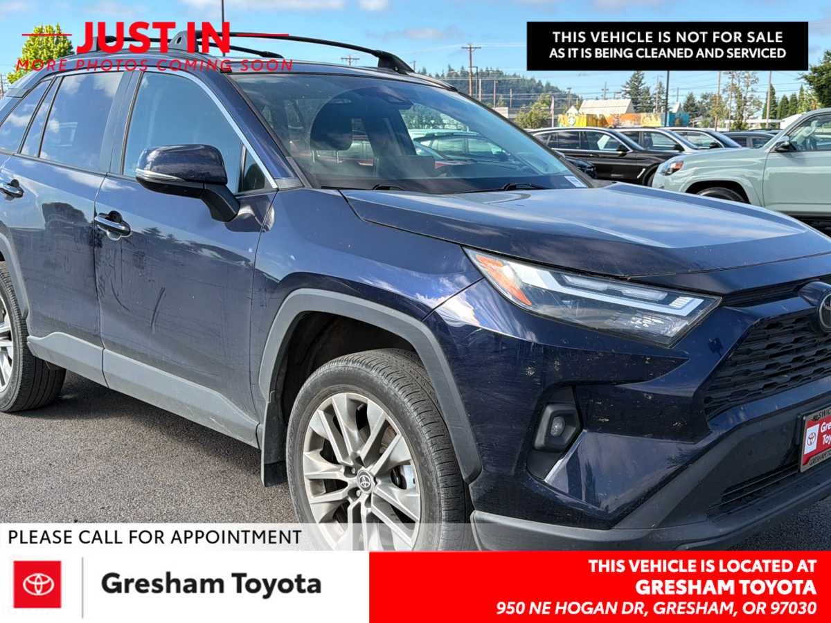 2024 Toyota RAV4 XLE Premium