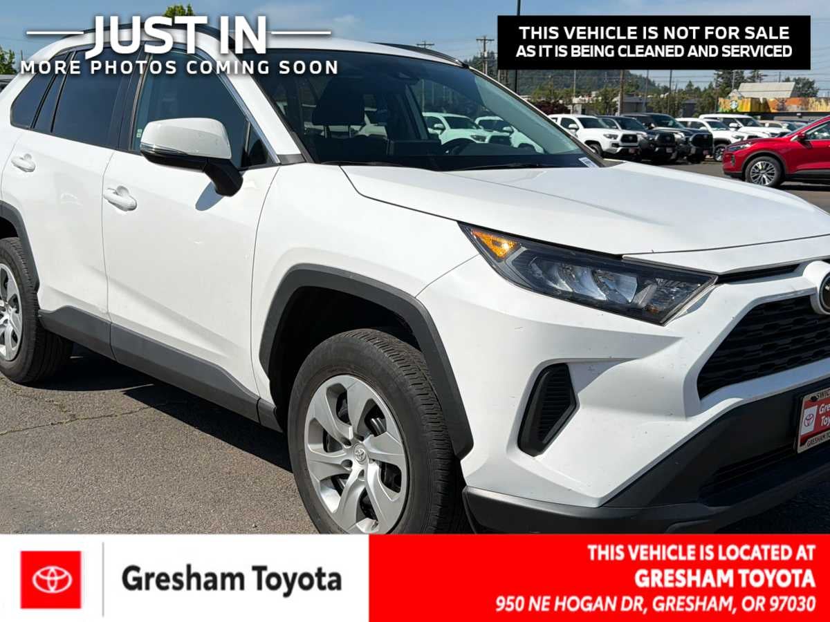 2021 Toyota RAV4 LE