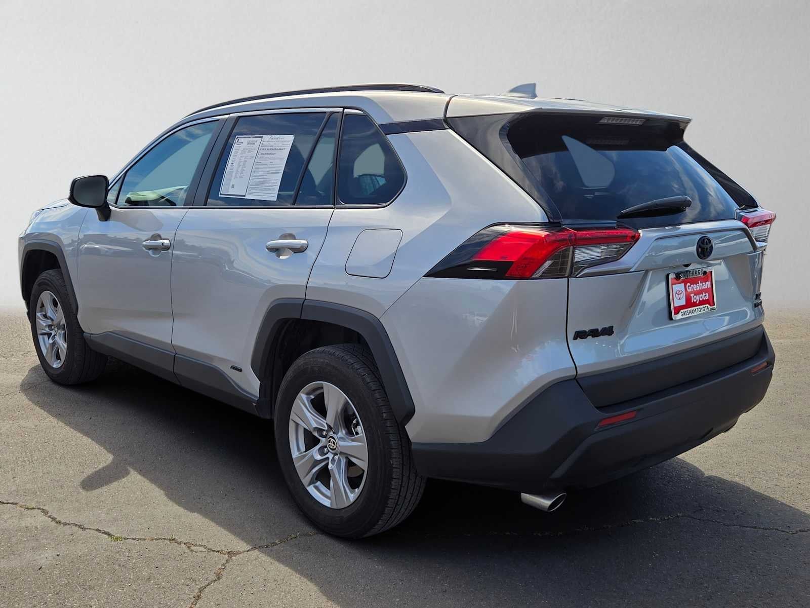 2024 Toyota RAV4 Hybrid XLE