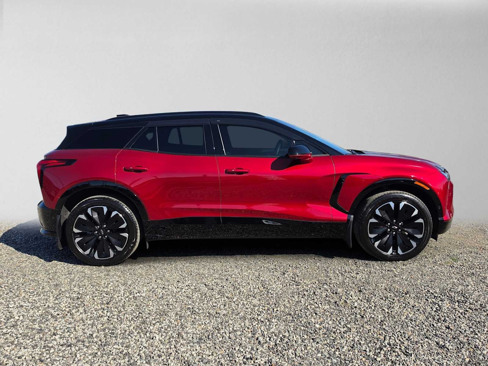 Certified 2025 Chevrolet Blazer EV RS with VIN 3GNKD1RJ1SS115949 for sale in Gresham, OR