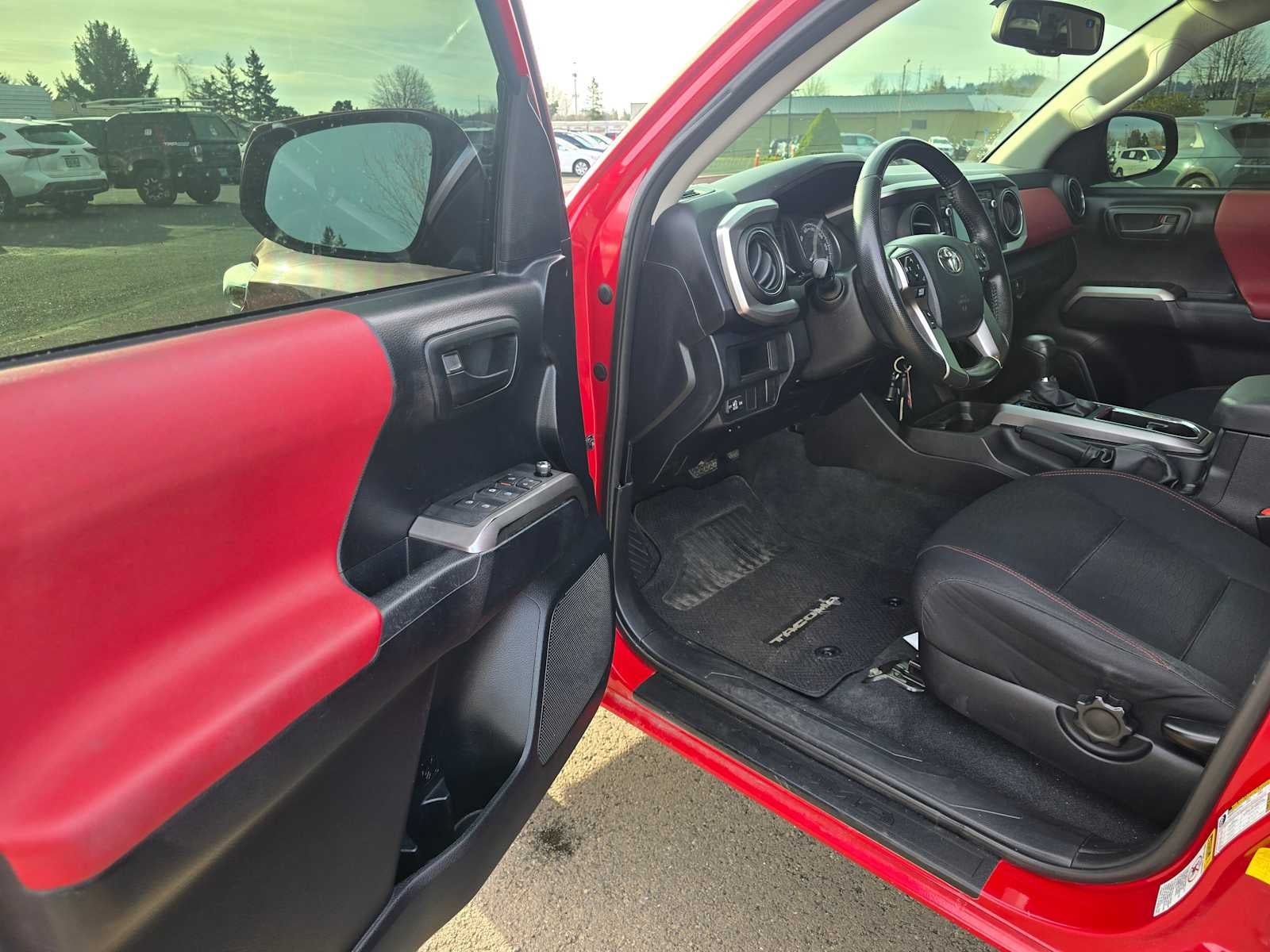 2016 Toyota Tacoma SR5