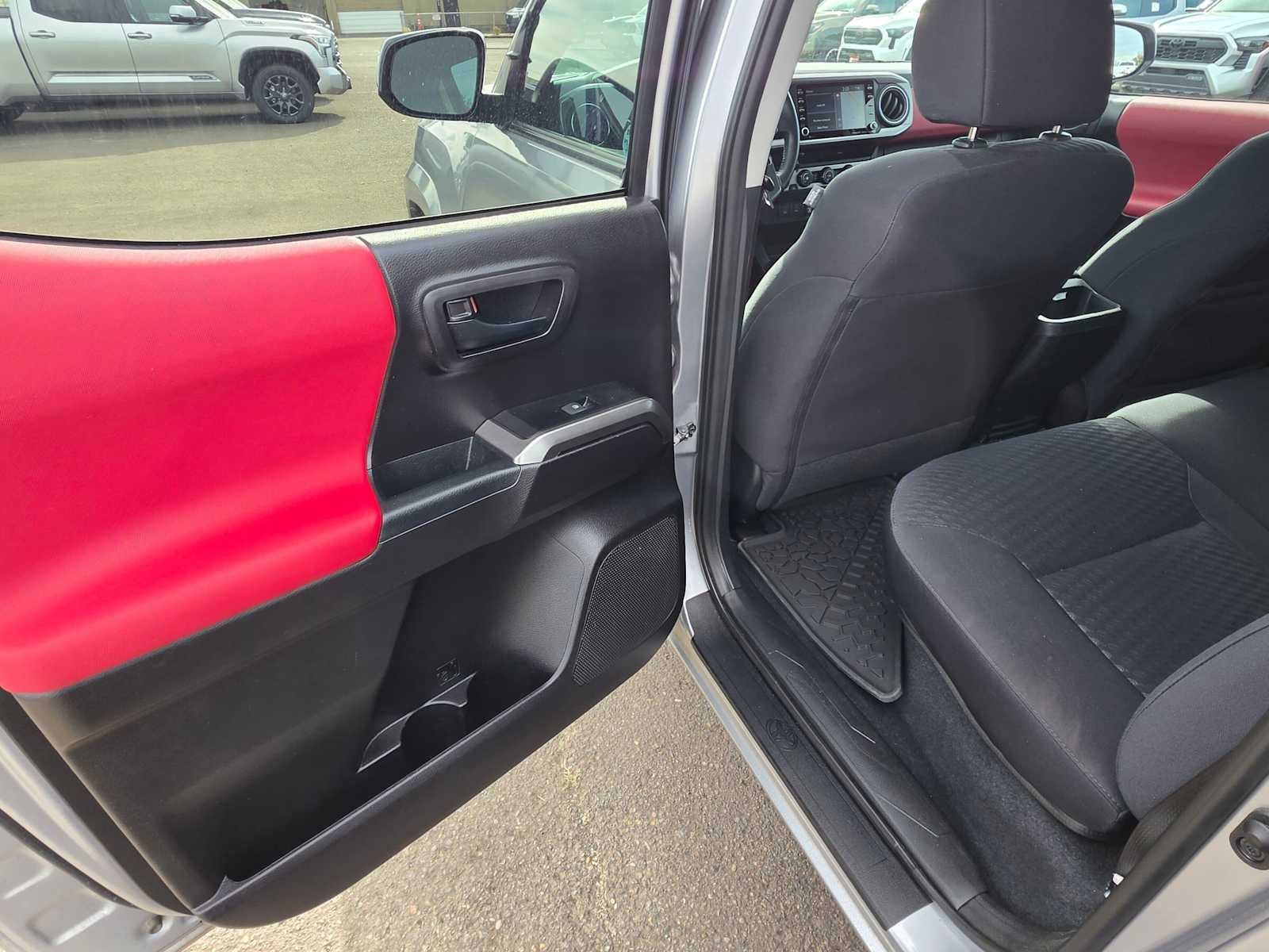 2020 Toyota Tacoma SR5