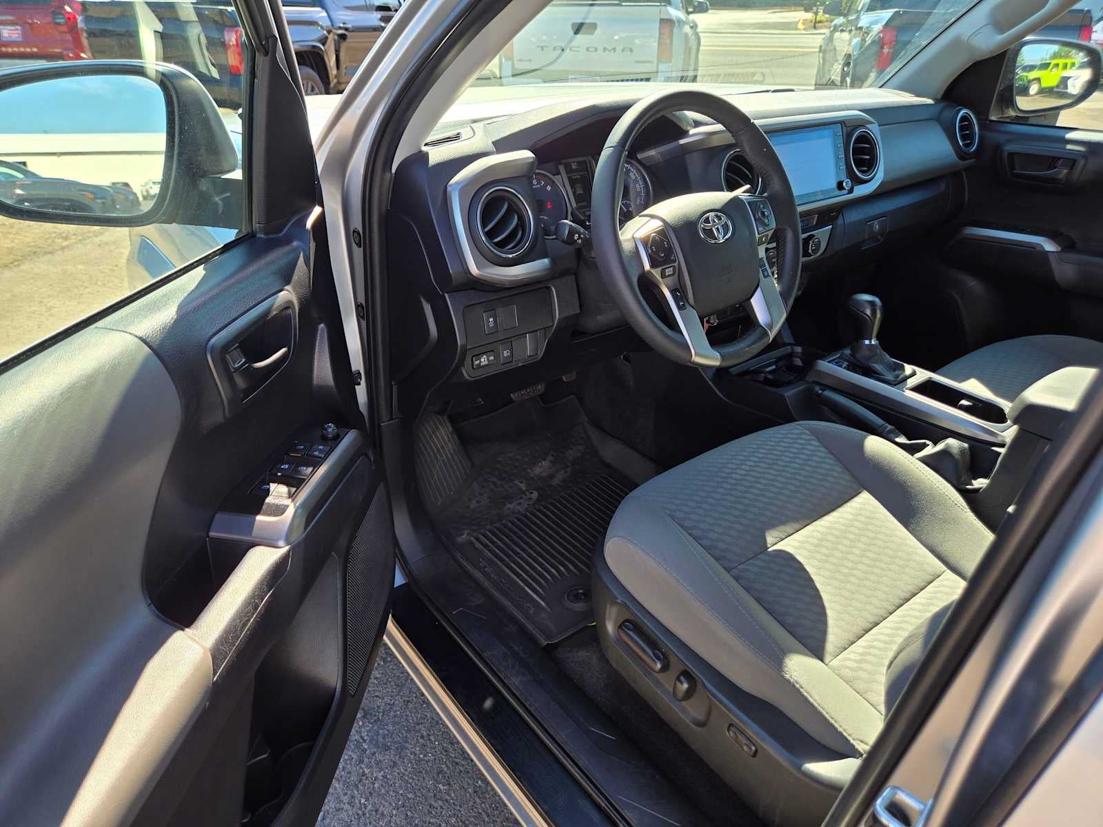 2022 Toyota Tacoma SR5