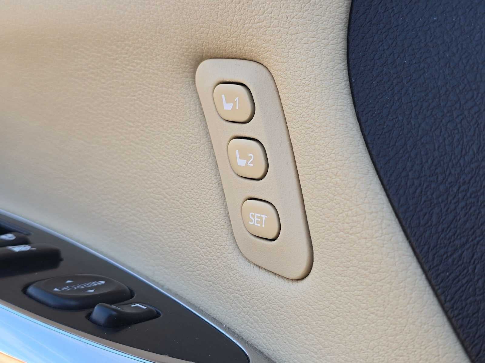 2014 Toyota Avalon Hybrid Limited