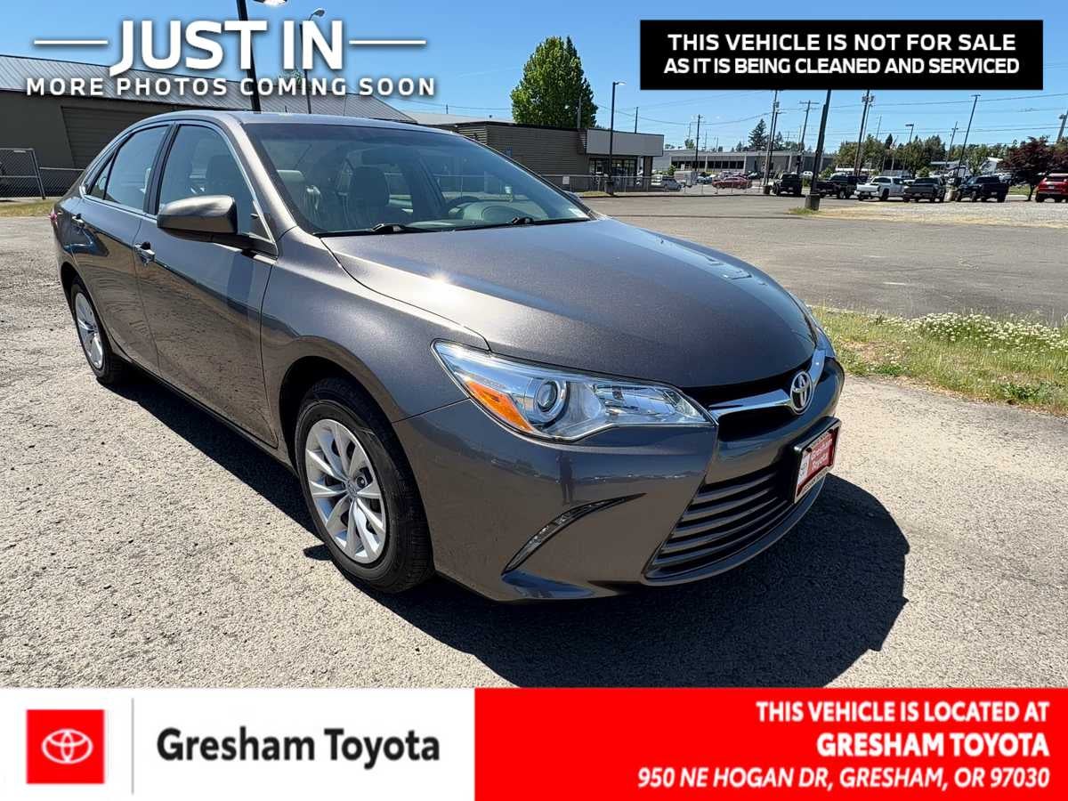 2017 Toyota Camry LE