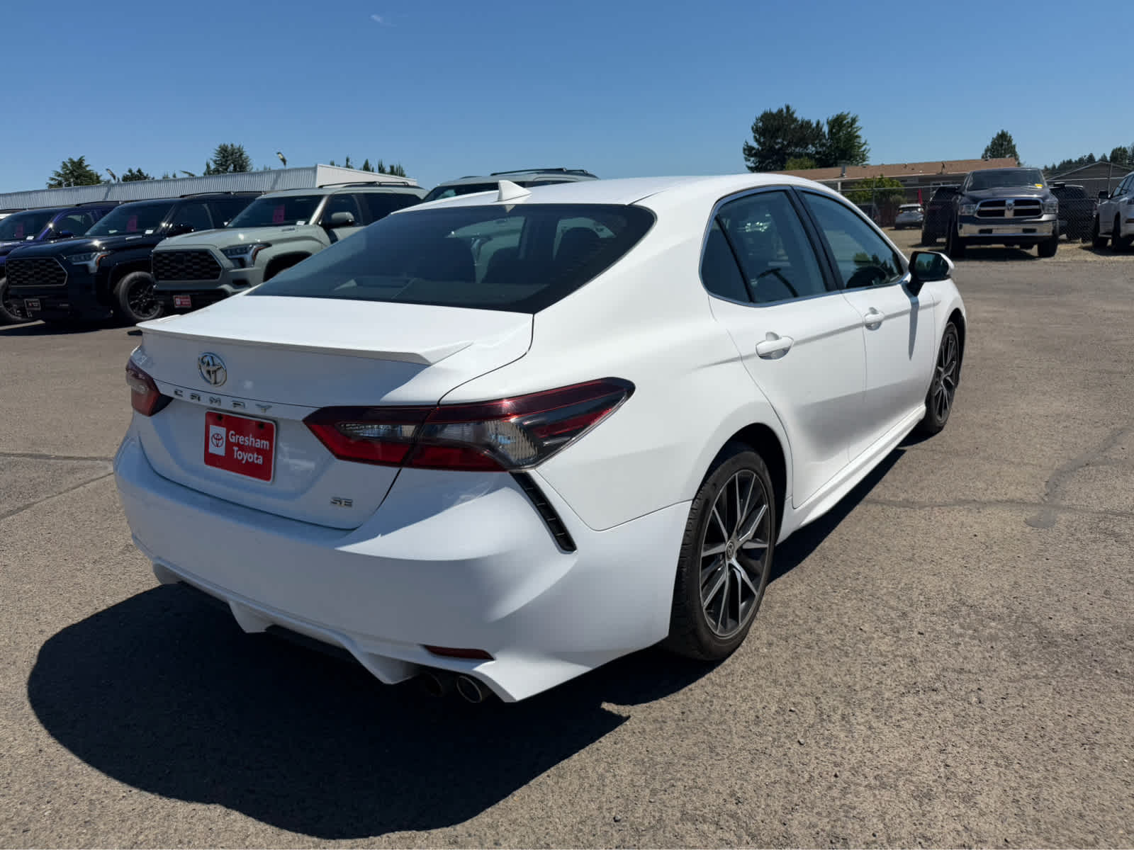 2022 Toyota Camry SE