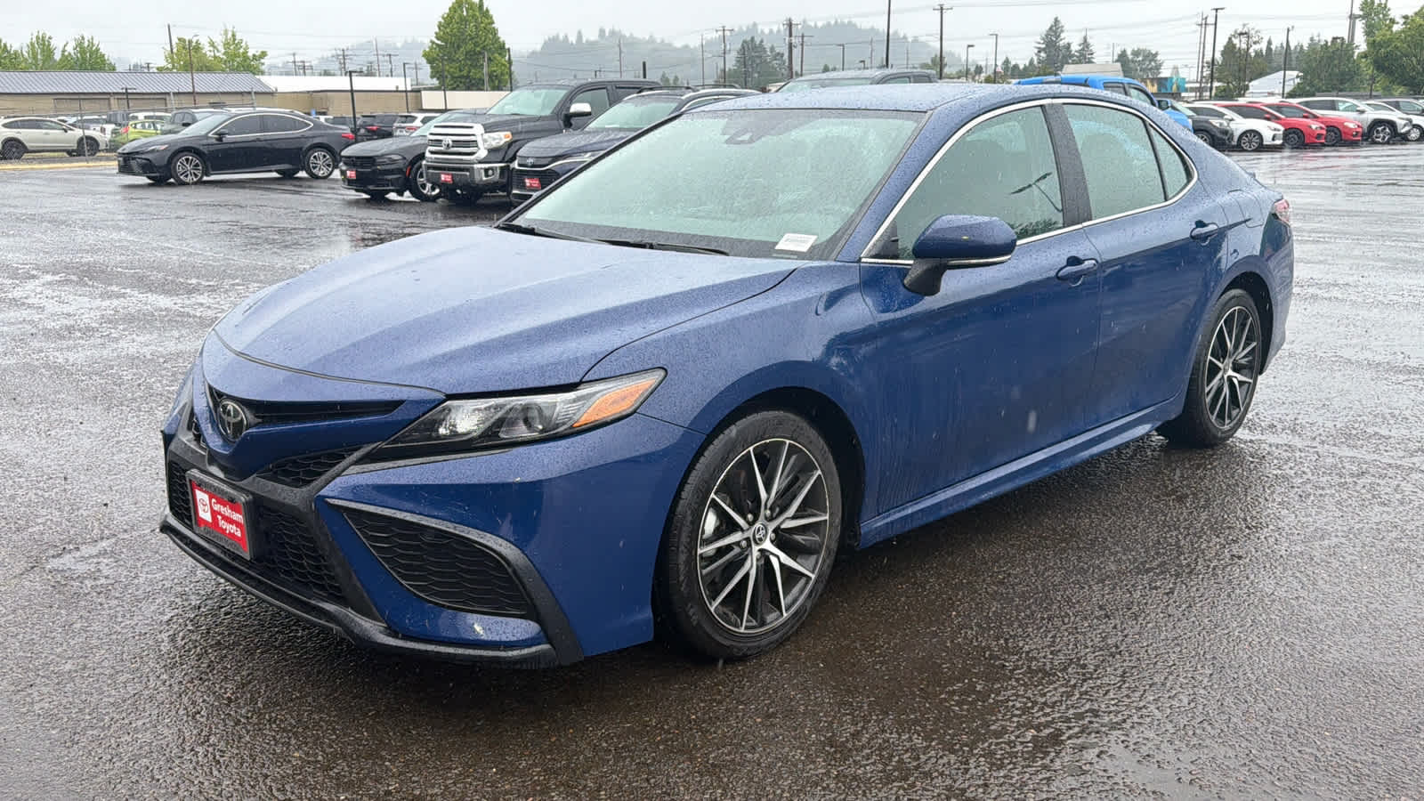 2024 Toyota Camry SE
