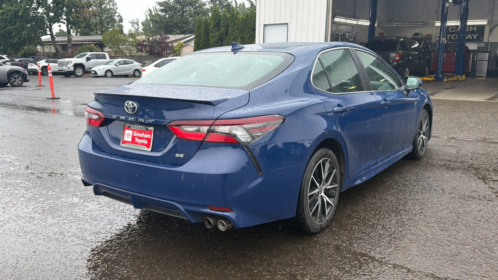 2024 Toyota Camry SE