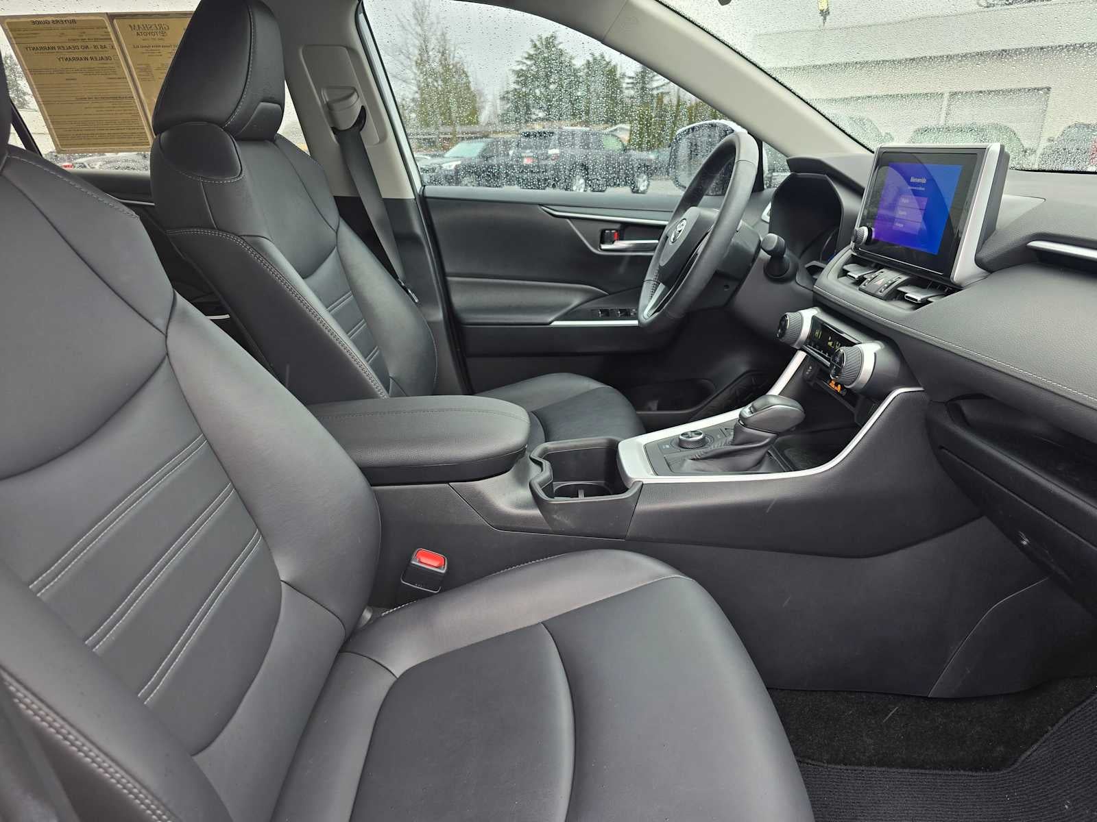 2023 Toyota RAV4 Hybrid XLE Premium