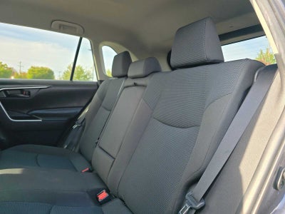 2022 Toyota RAV4 Hybrid LE