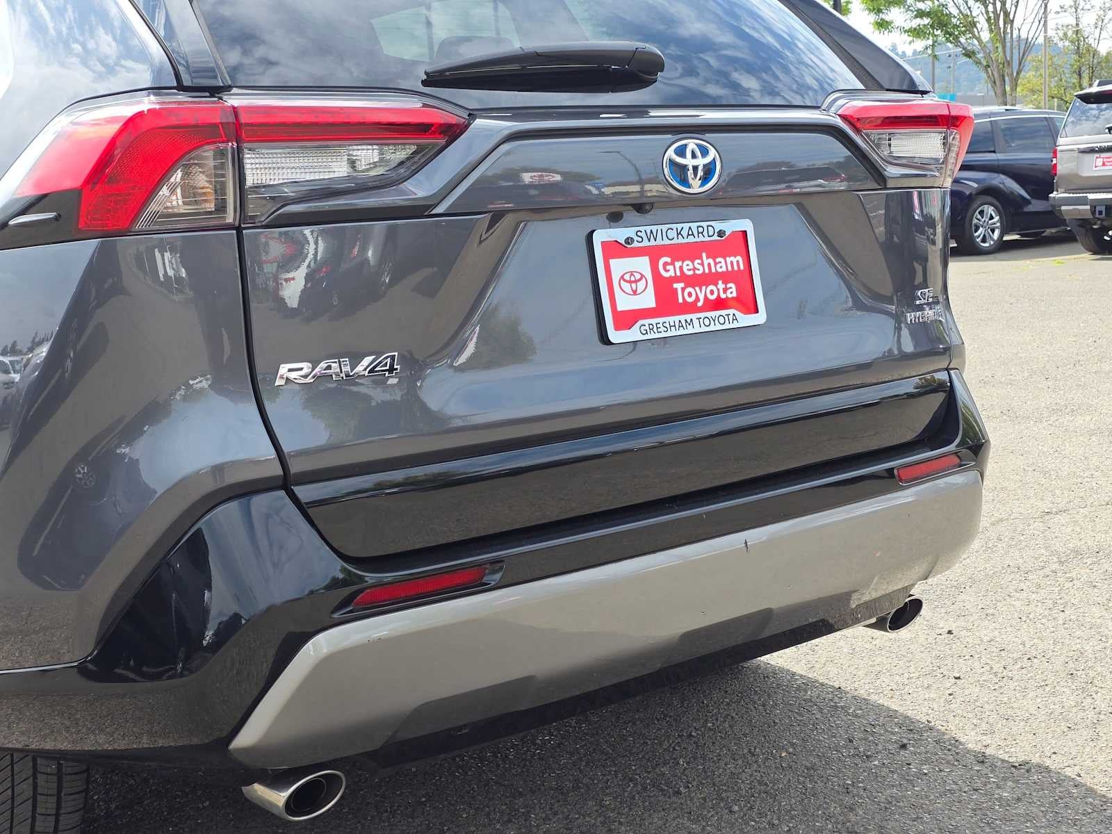 2023 Toyota RAV4 Hybrid SE