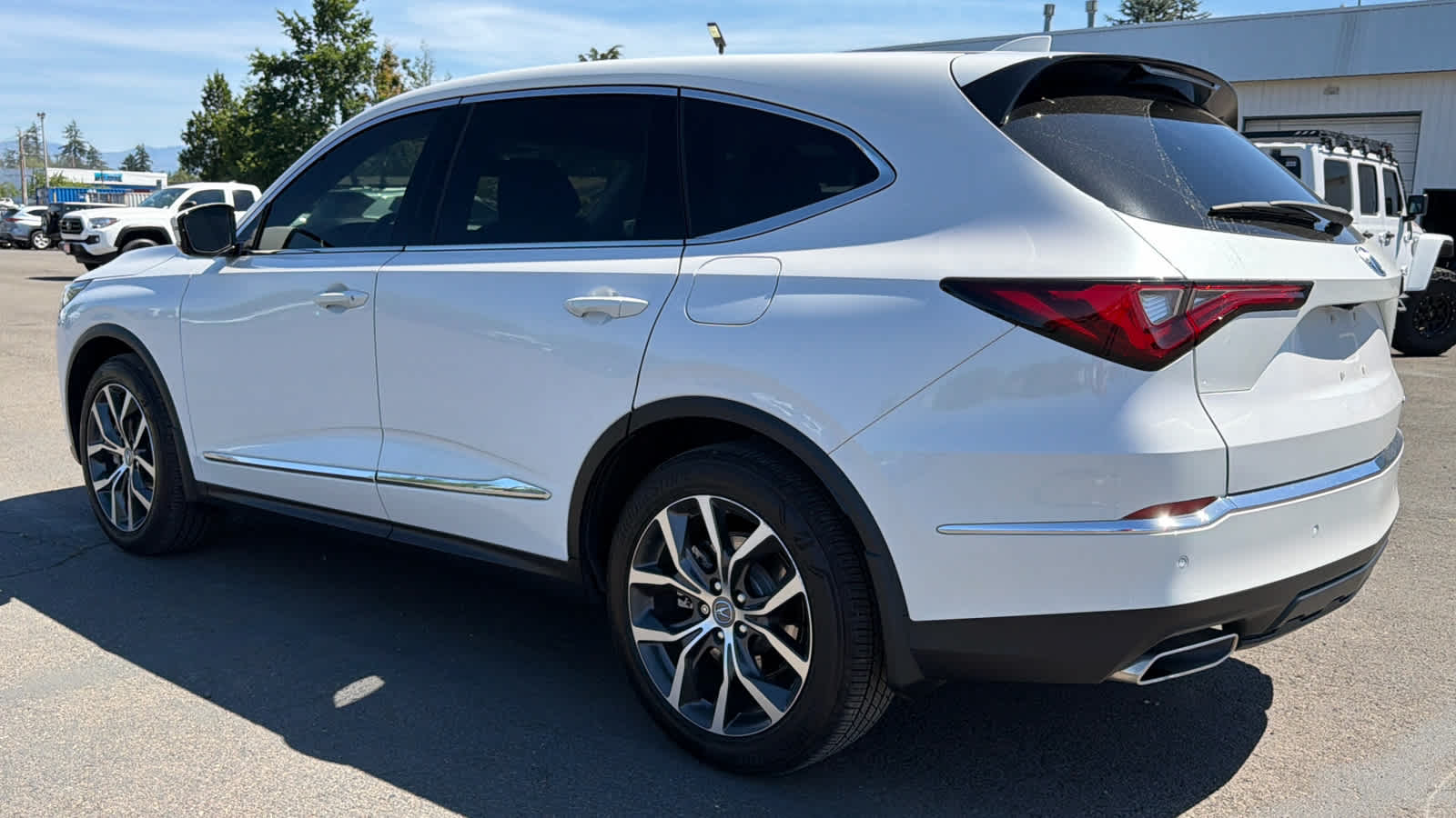 2023 Acura MDX w/Technology Package
