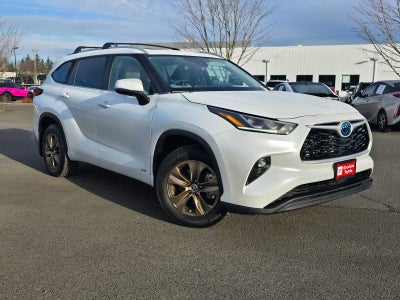 2023 Toyota Highlander Hybrid Bronze Edition