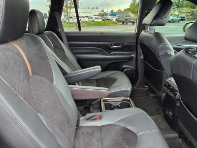 2024 Toyota Grand Highlander Hybrid MAX Limited