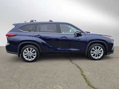 2022 Toyota Highlander Limited
