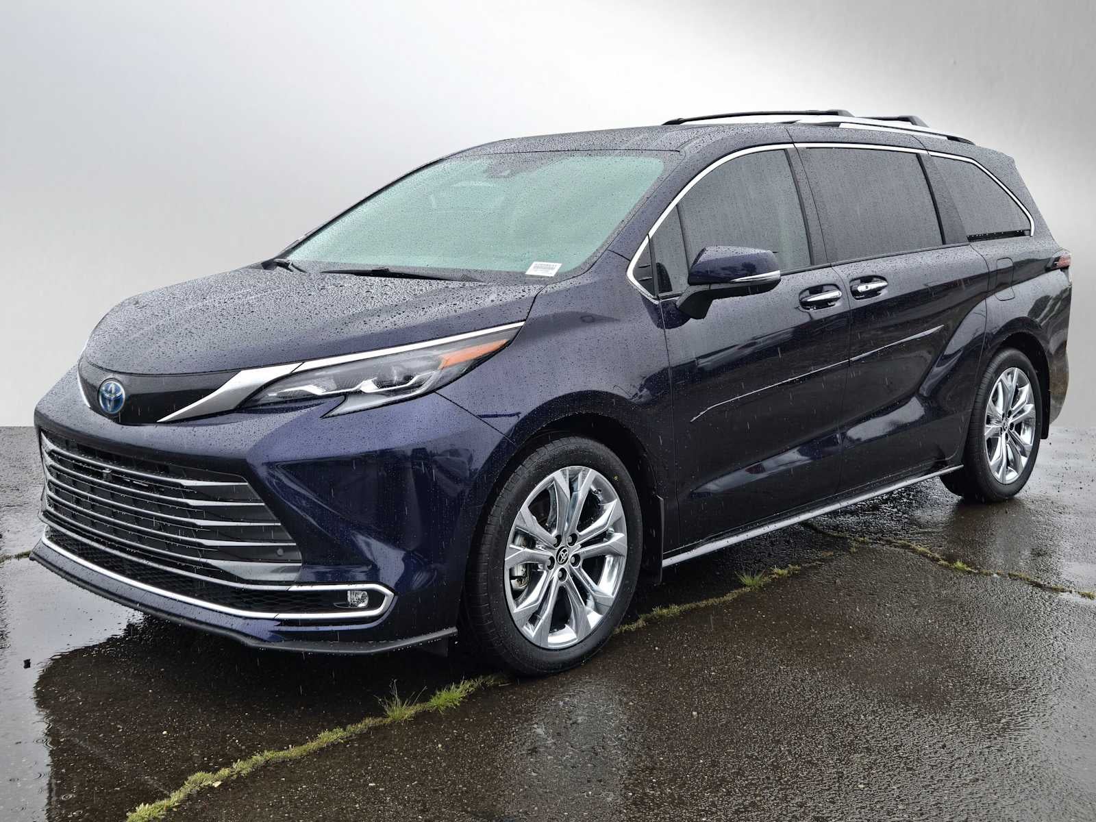 2024 Toyota Sienna Platinum