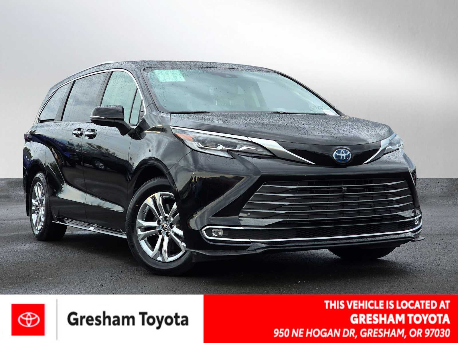 2023 Toyota Sienna Platinum