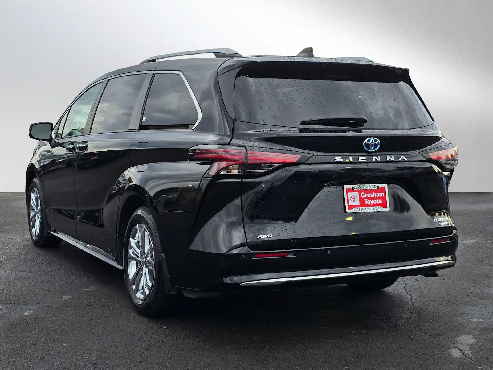 2023 Toyota Sienna Platinum