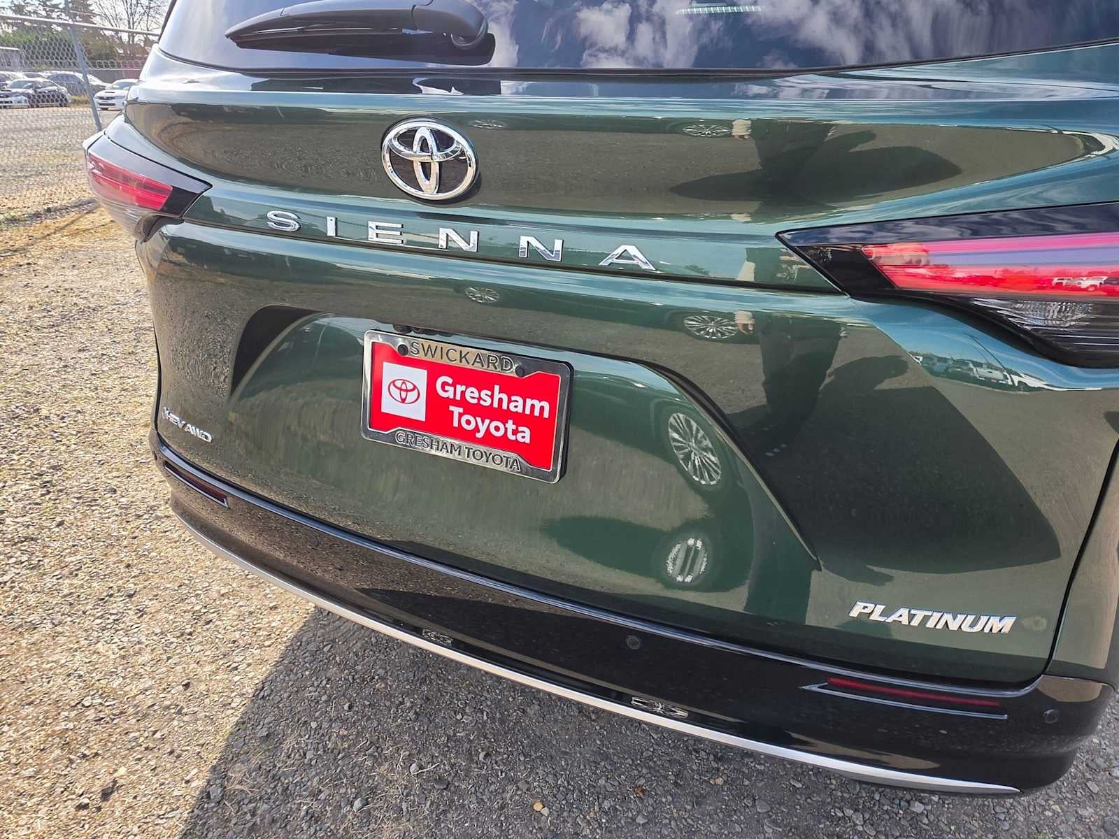 2026 Toyota Sienna Platinum