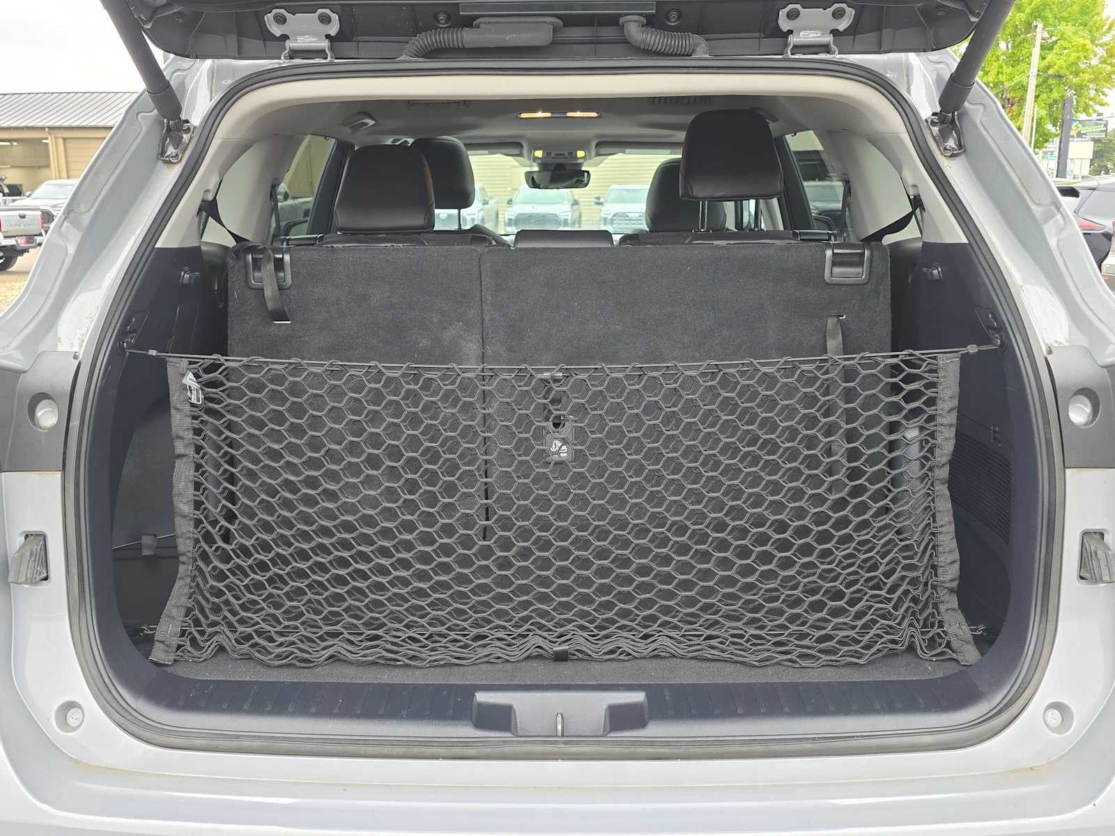 2024 Toyota Highlander Hybrid XLE Nightshade