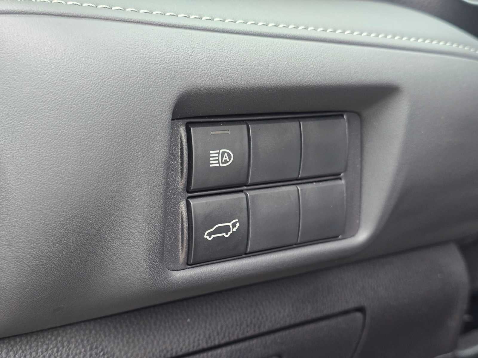 2024 Toyota Highlander Hybrid XLE Nightshade