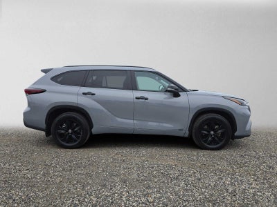 2024 Toyota Highlander Hybrid XLE Nightshade