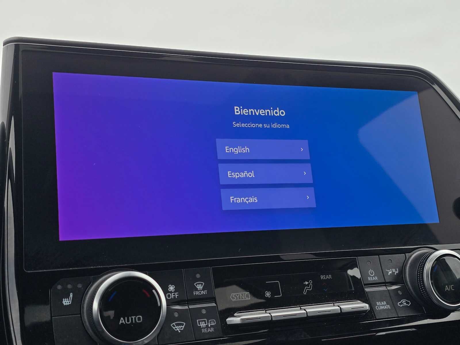 2024 Toyota Highlander Hybrid XLE Nightshade
