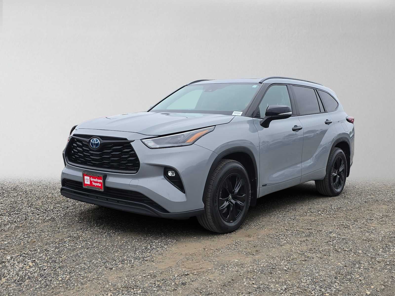 2024 Toyota Highlander Hybrid XLE Nightshade