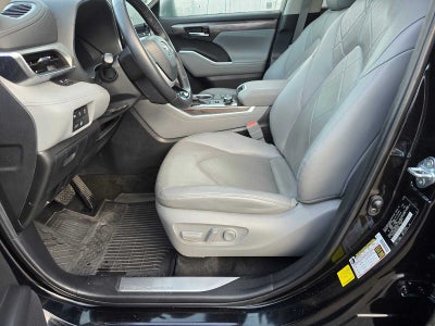 2024 Toyota Highlander Platinum