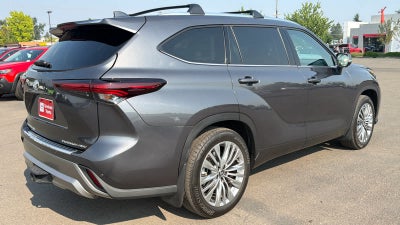 2025 Toyota Highlander Platinum