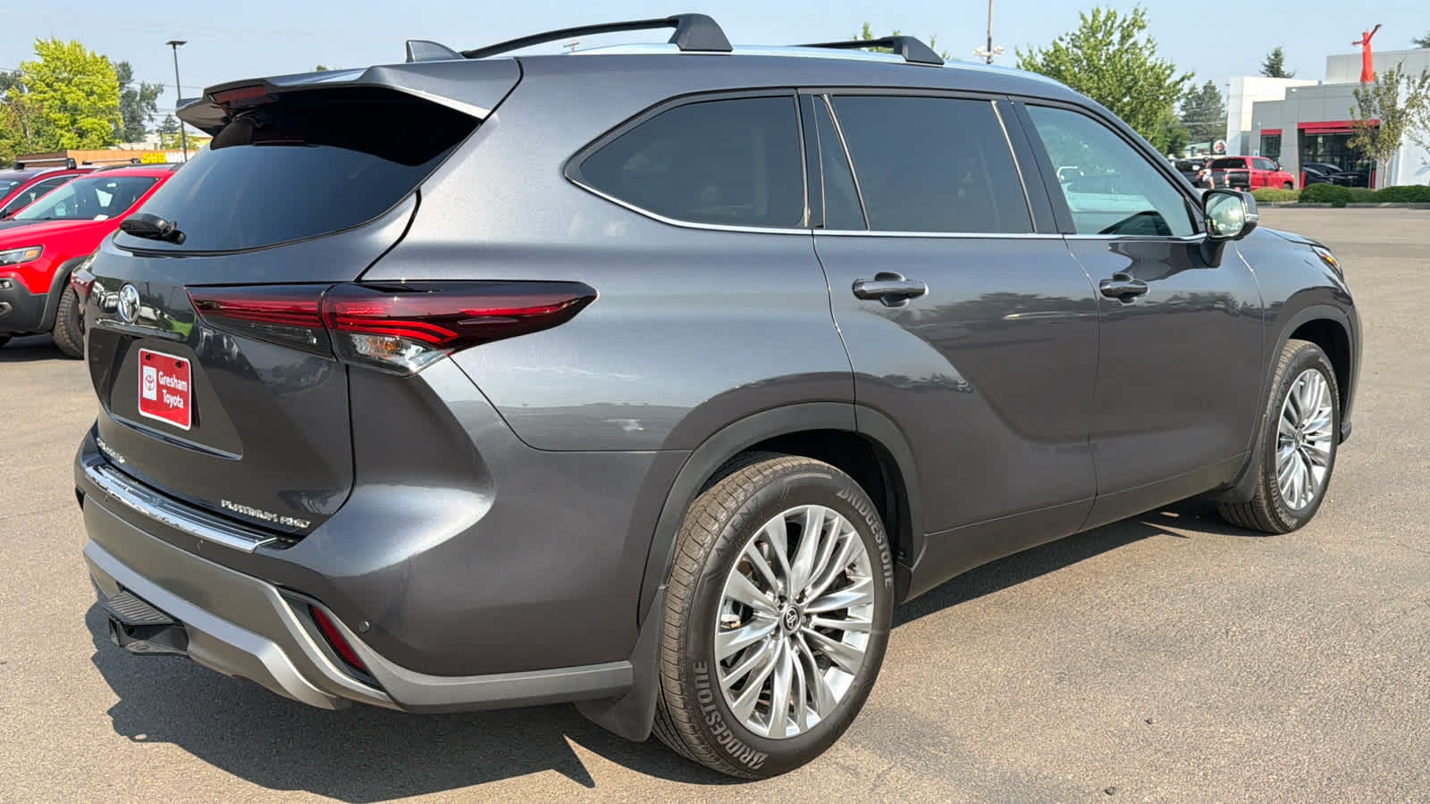 2025 Toyota Highlander Platinum