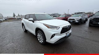 2022 Toyota Highlander Hybrid Limited