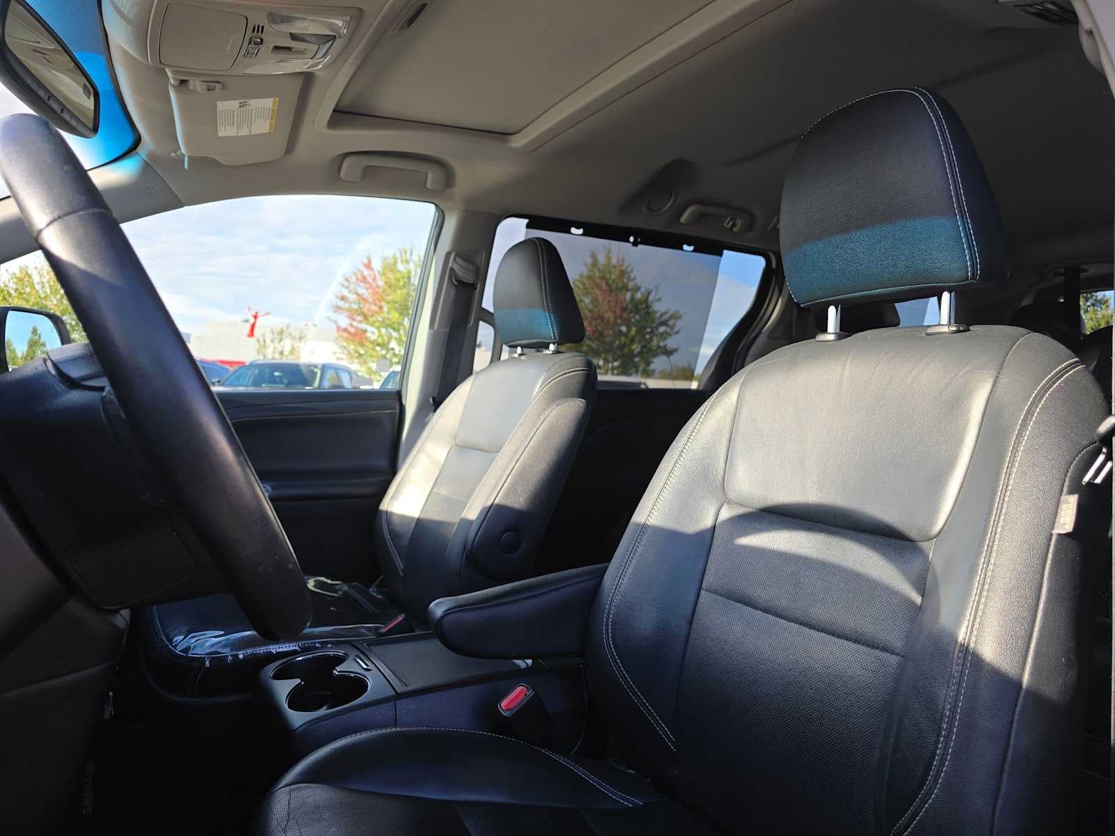 2016 Toyota Sienna SE