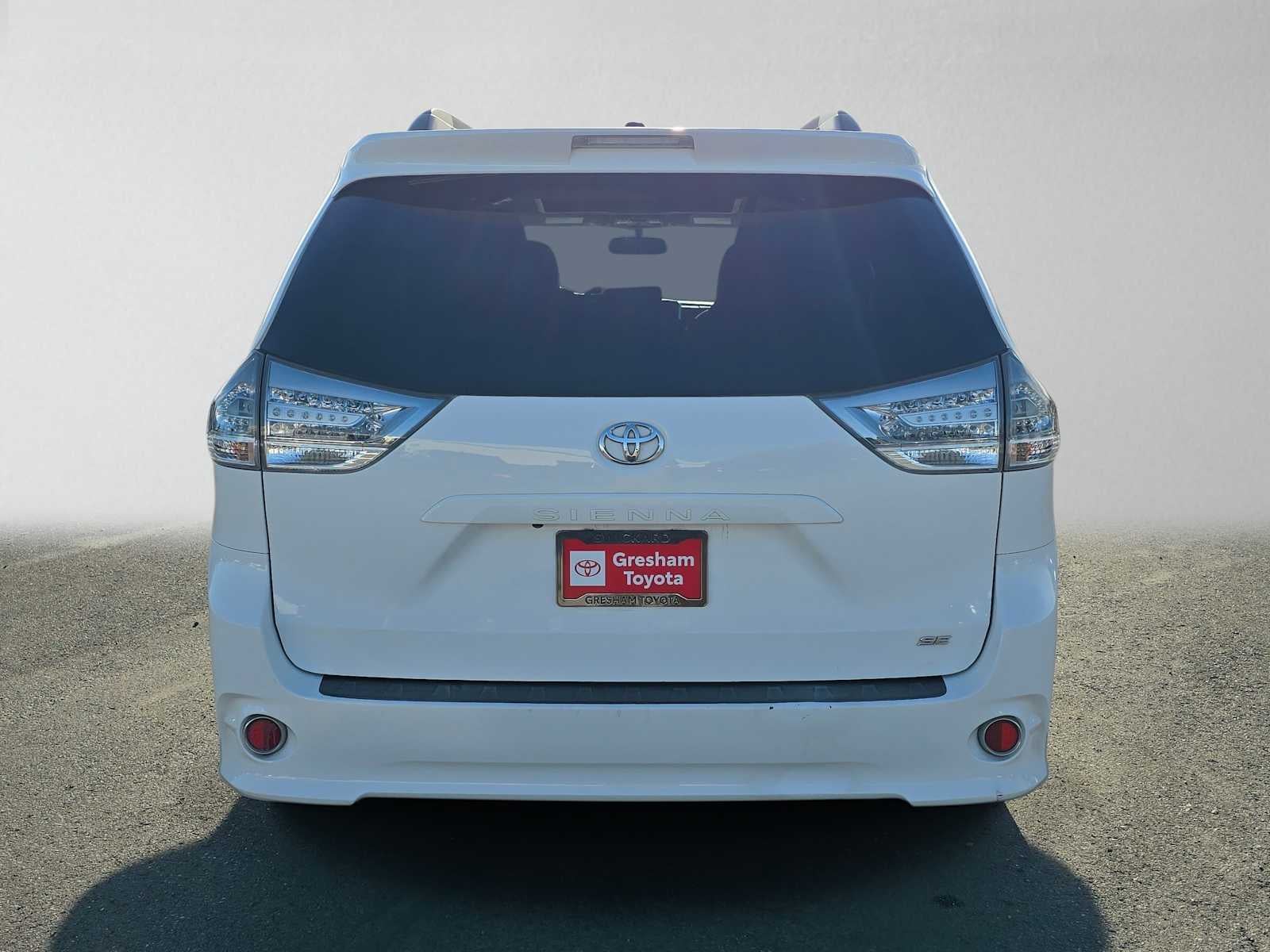 2016 Toyota Sienna SE