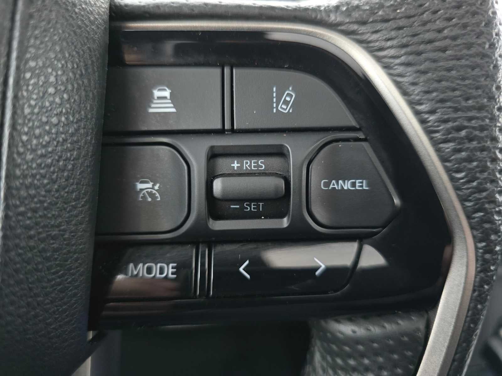 2024 Toyota Sequoia SR5