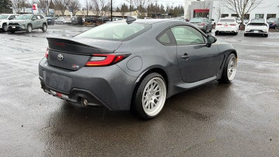 2025 Toyota GR86 Premium