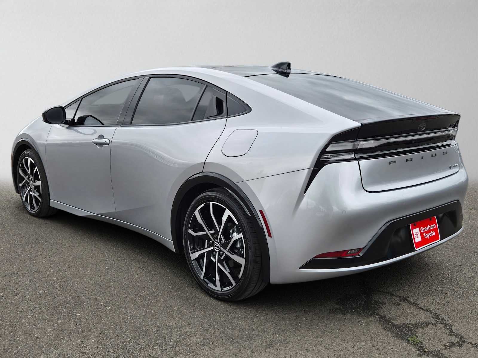 2025 Toyota Prius Plug-In Hybrid XSE