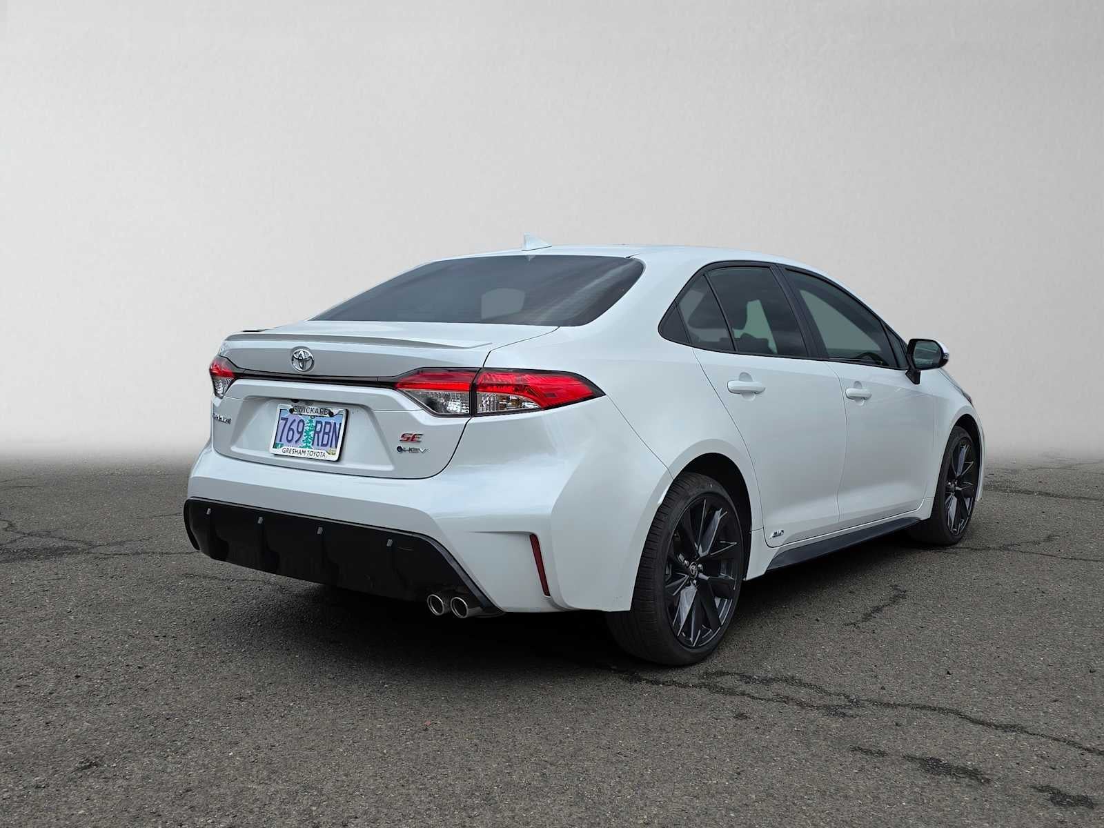 2026 Toyota Corolla Hybrid SE