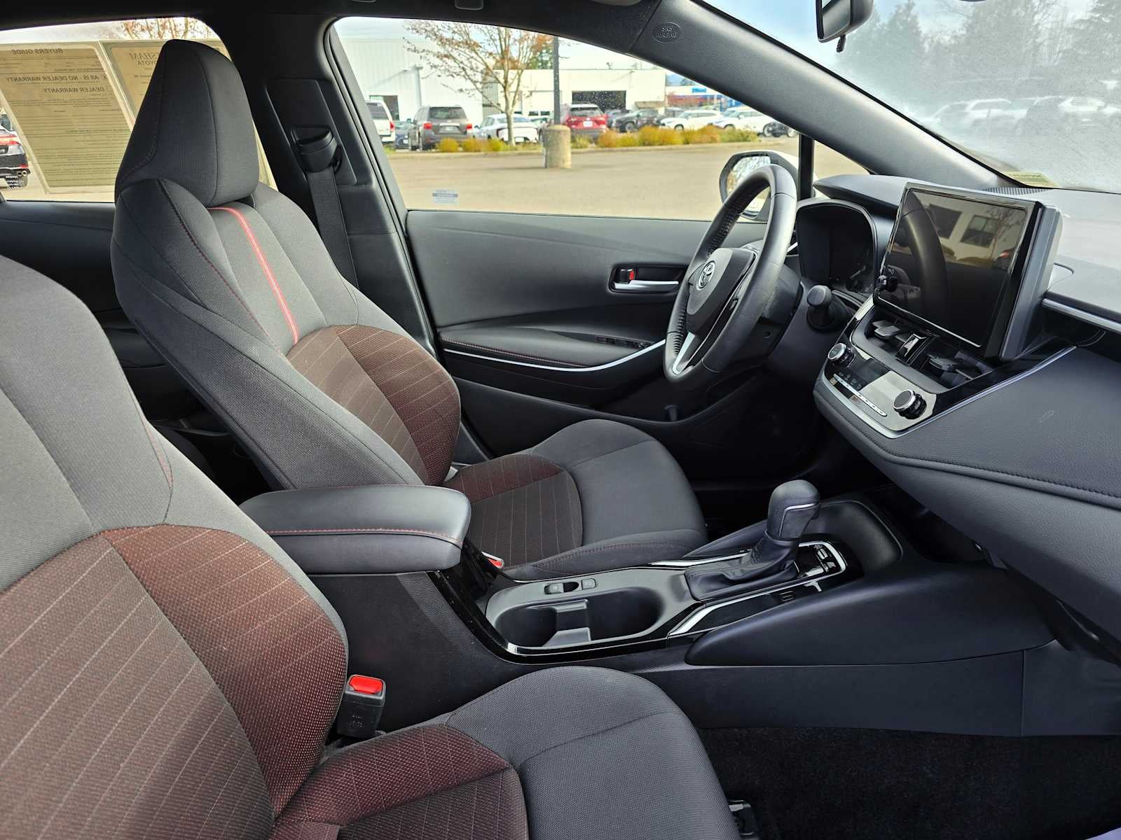 2024 Toyota Corolla Hybrid SE