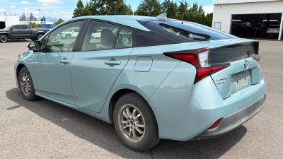 2019 Toyota Prius LE