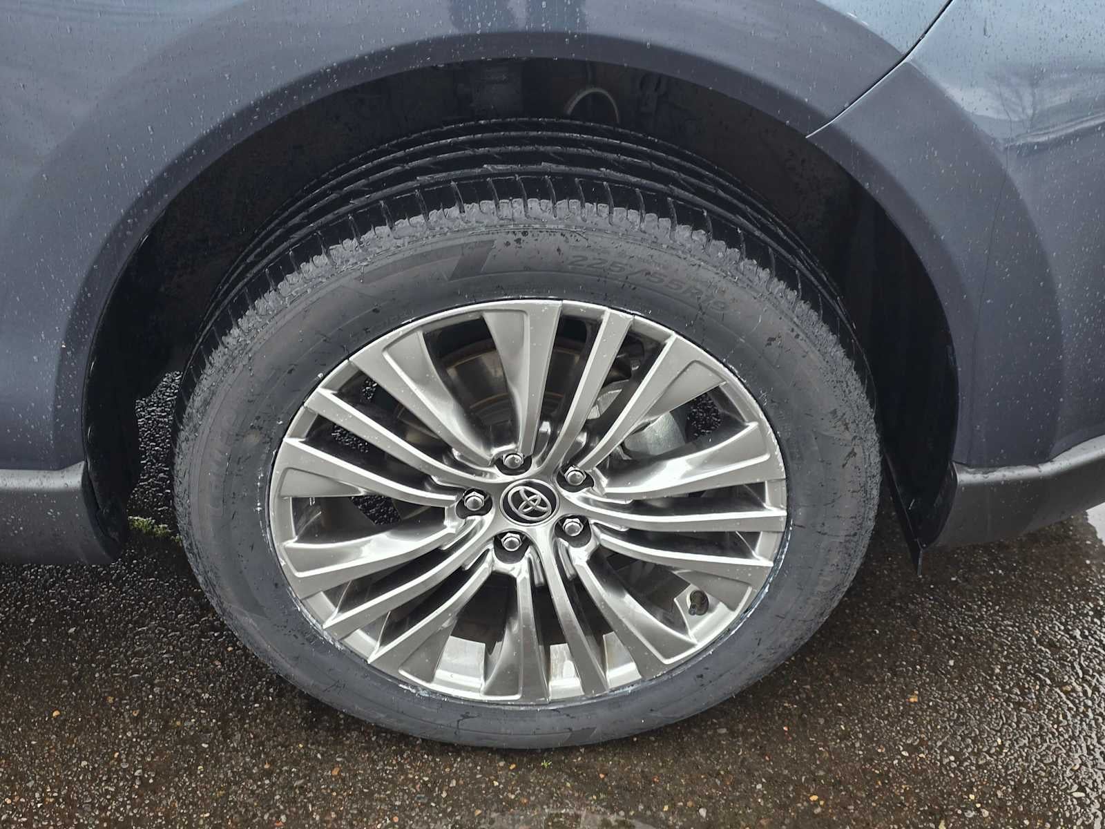 2024 Toyota Venza XLE