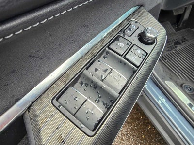 2024 Toyota Venza XLE