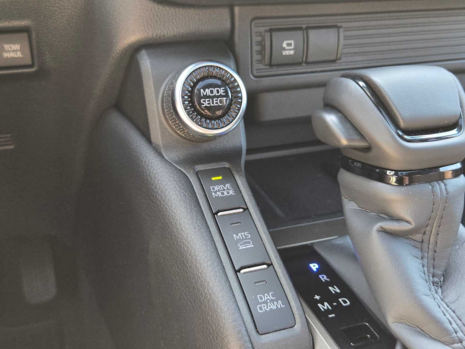 2027 Toyota Land Cruiser 4WD (Natl)