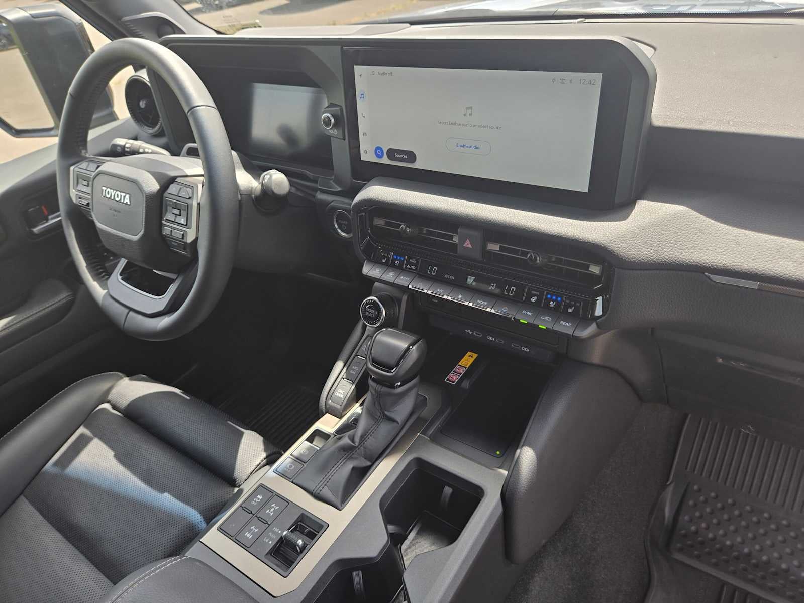 2025 Toyota Land Cruiser 4WD (Natl)