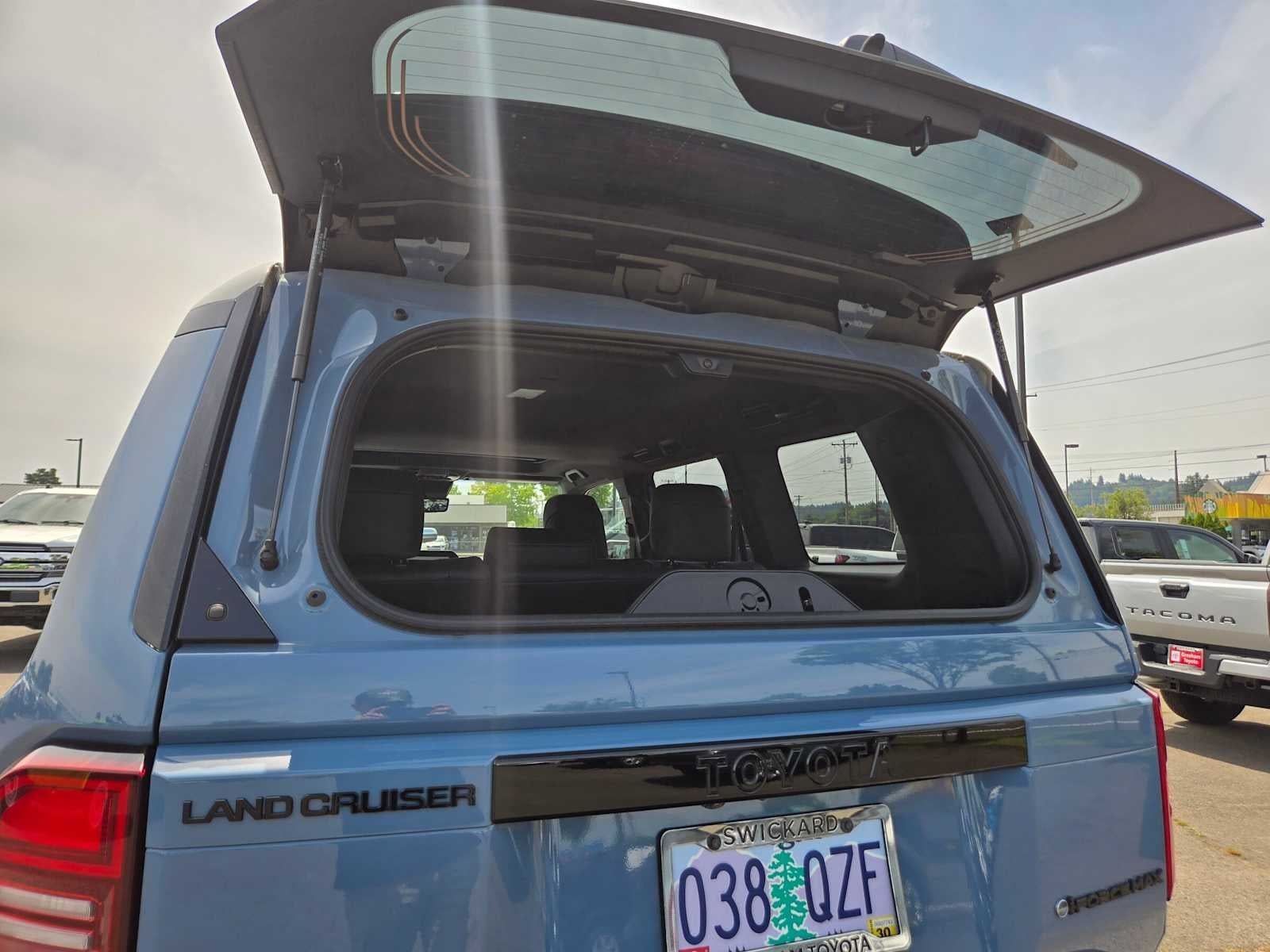 2025 Toyota Land Cruiser 4WD (Natl)