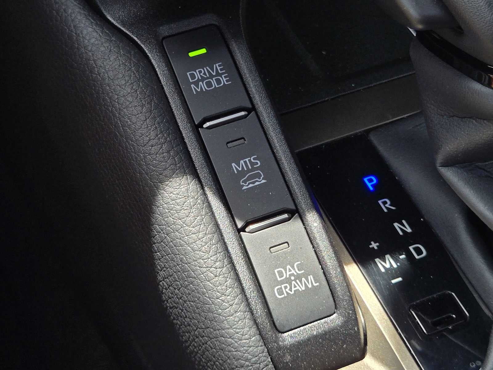 2025 Toyota Land Cruiser 4WD (Natl)