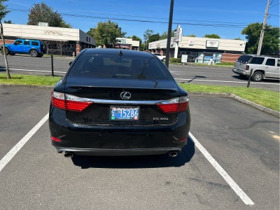 2013 Lexus ES 350 4dr Sdn